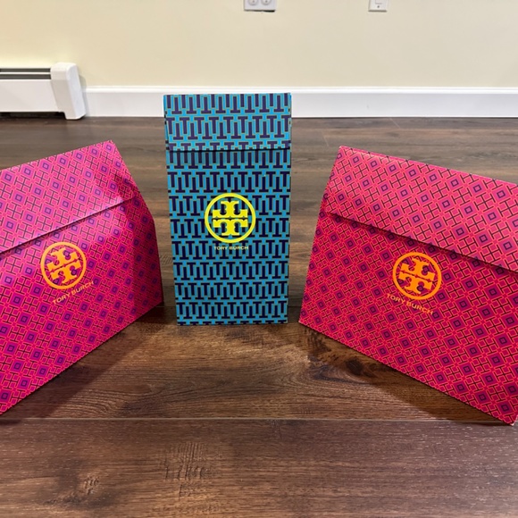Set of Tory Burch Shopping Bags and Shoe Box!!! - Picture 3 of 9